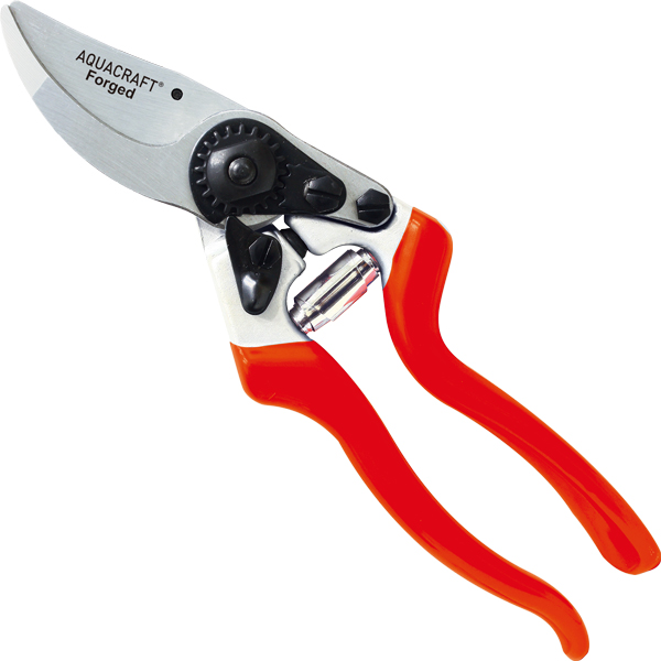 Professional pruner with SK5 blade and safety lock